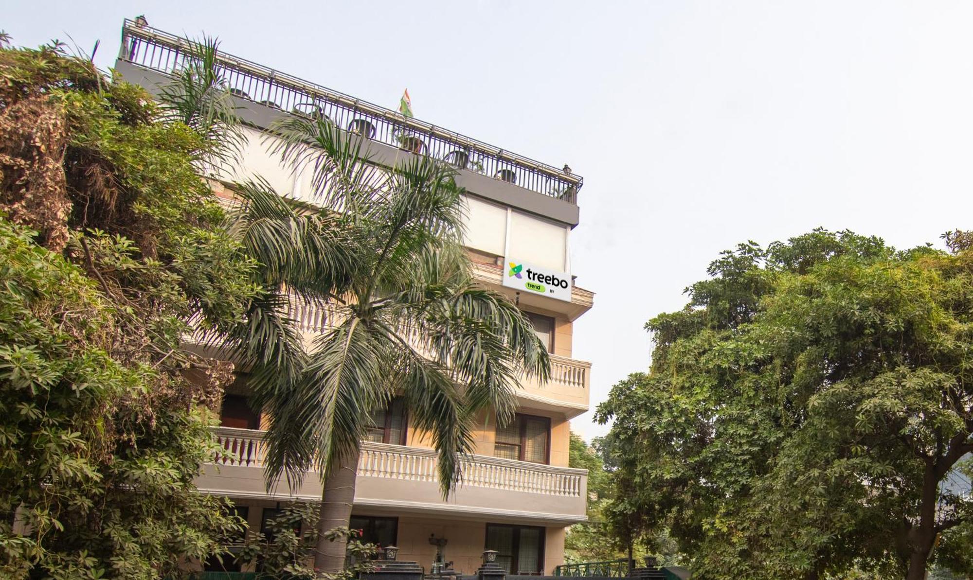 Super Townhouse Sushant Lok Phase 1 Formerly Hotel Neven Gurgaon Extérieur photo